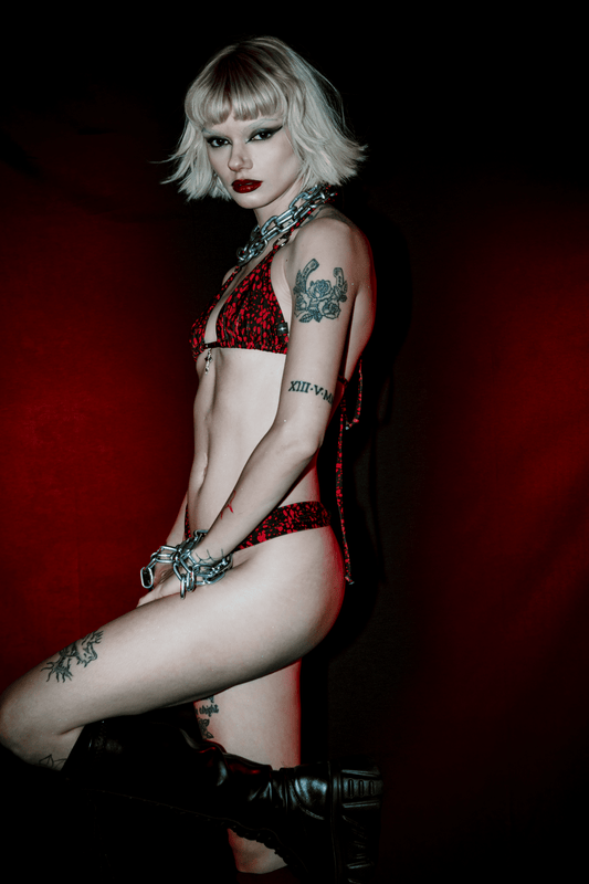 Poppy Top - Nice blood